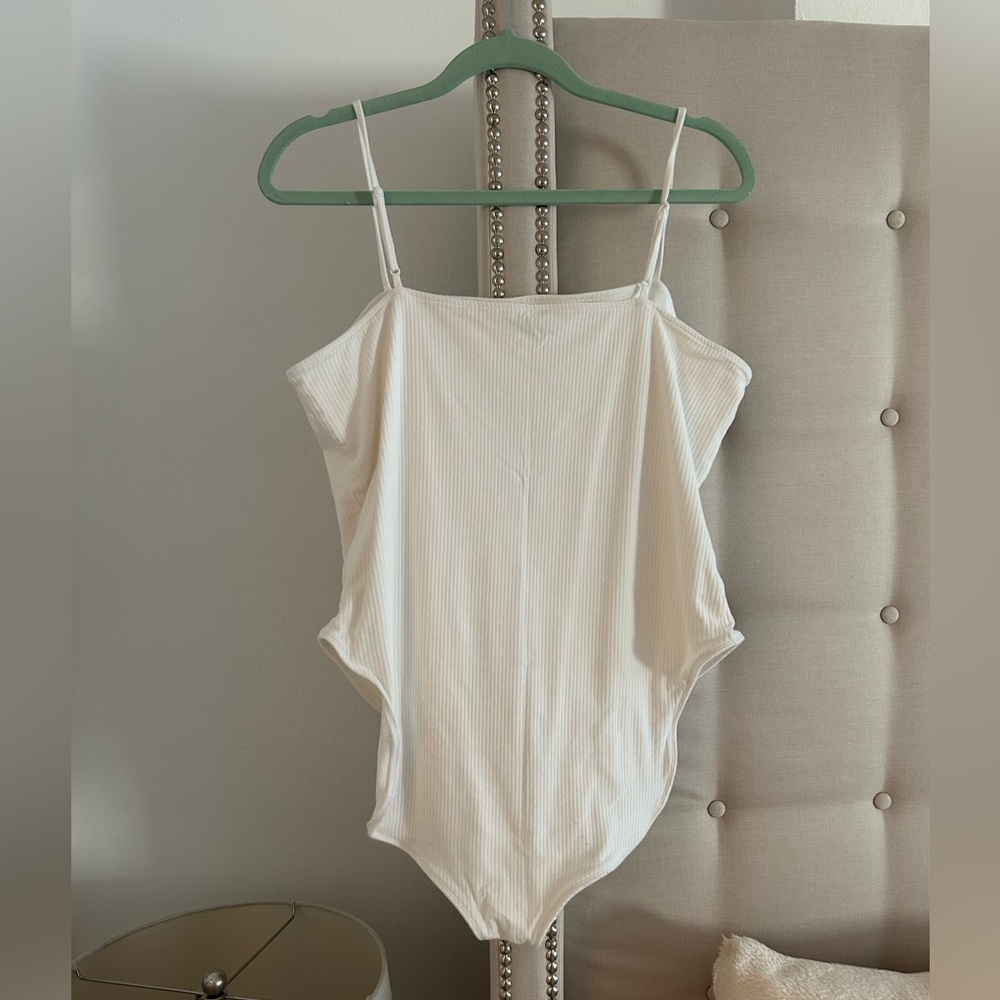 NWOT Old Navy white ribbed bodysuit XXL - Picture 5 of 5